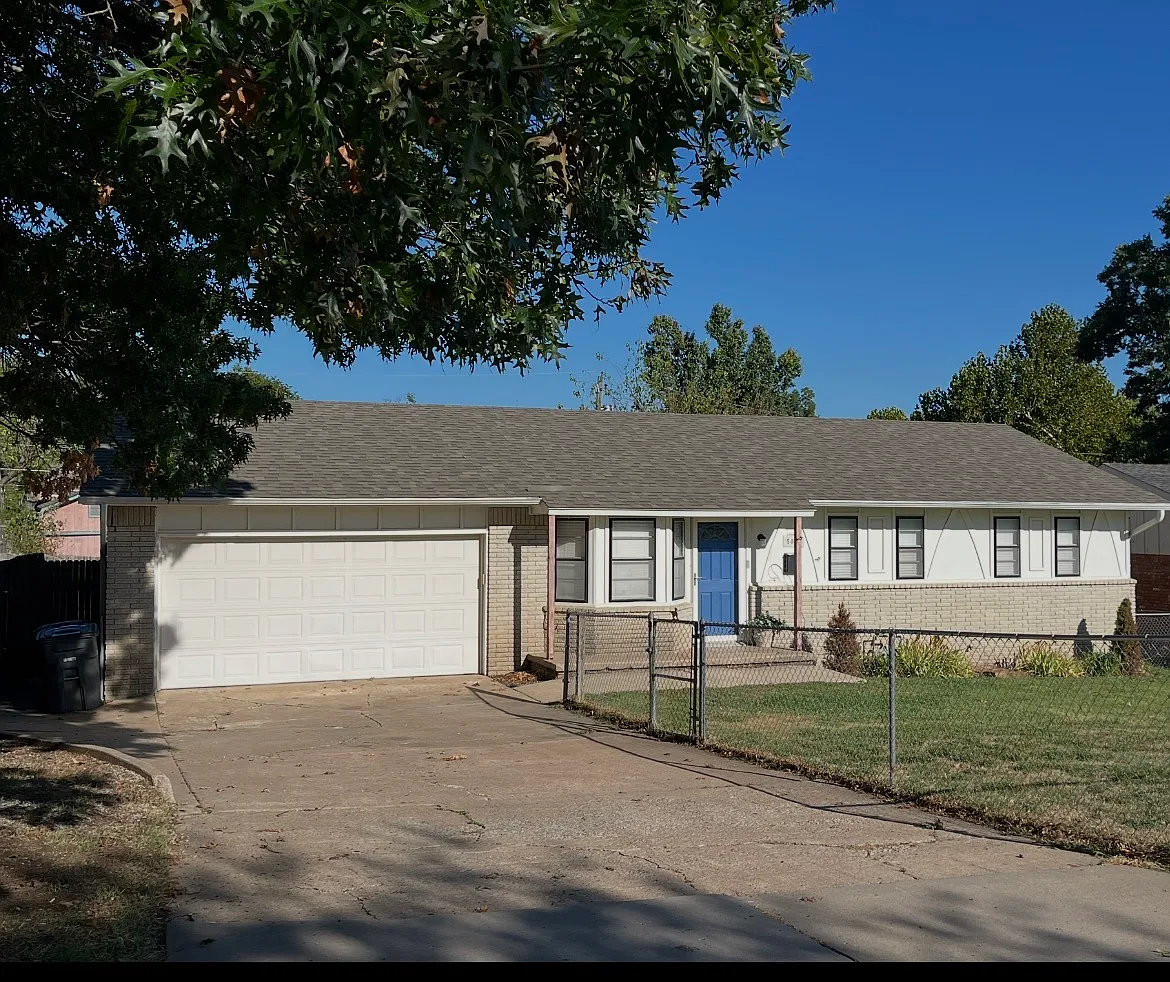 3 bed, 1250 sqft, $1,295 — Photo 1
