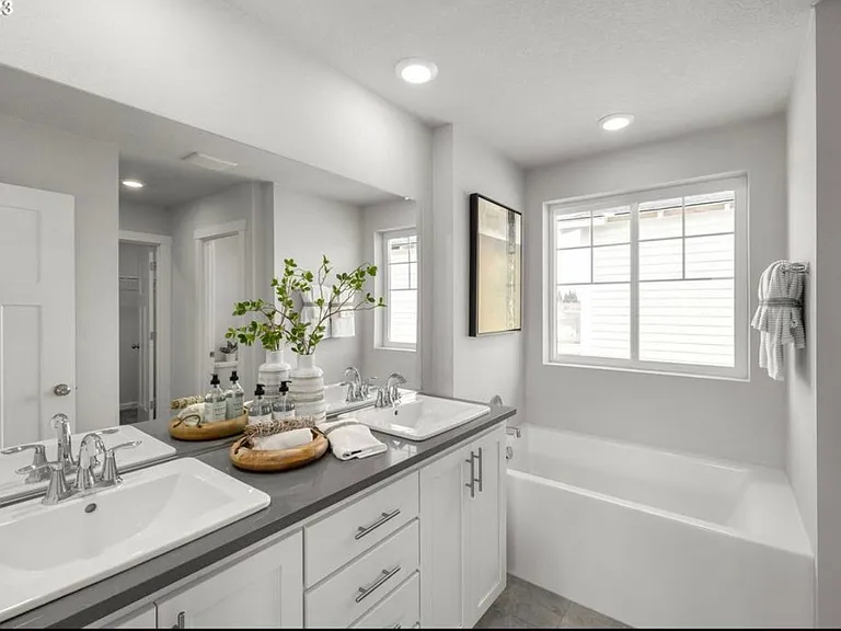 guest bedrooms bathroom