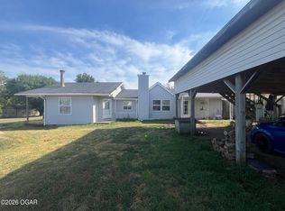 228 Rabbit Track Rd, Granby, MO 64844