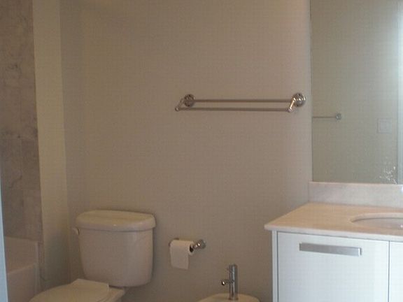 5th image of 601 NE 36 St 3001 #3001