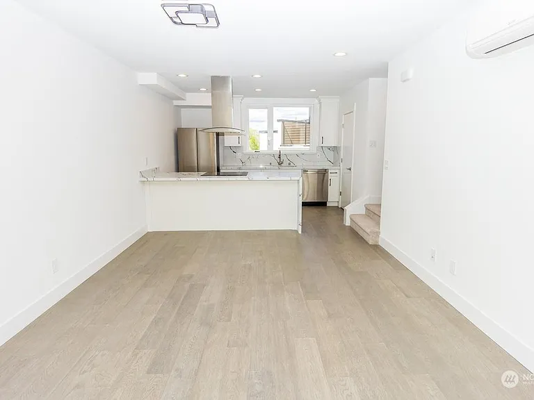 7100 Beacon Ave S #S7100 — Photo 6