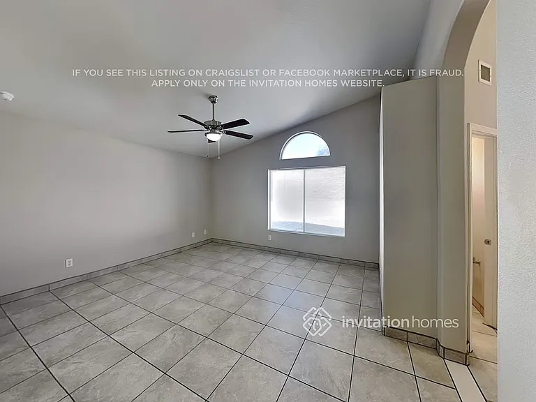11312 W Puget Ave — Photo 10