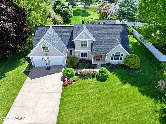 3rd image of 303 Rhoads Ave