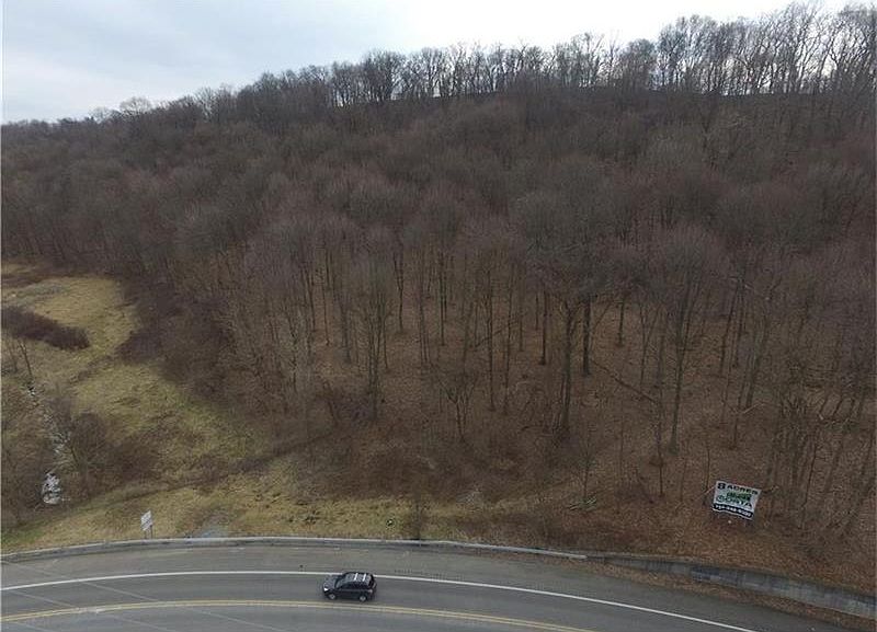 2nd image of 68 Gass Rd