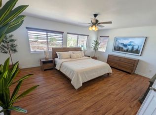 542 Suncup Cir, Hemet, CA 92543