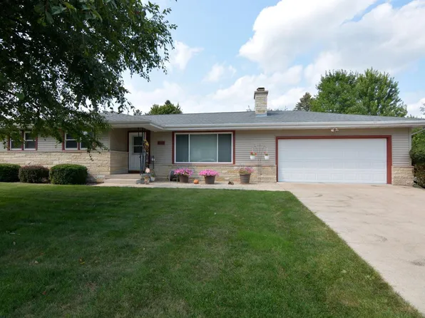 607 4th Street, Waunakee, WI 53597