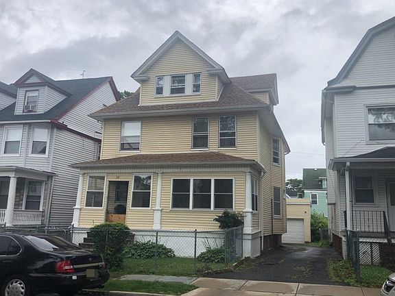 2nd image of 28 N 23rd St