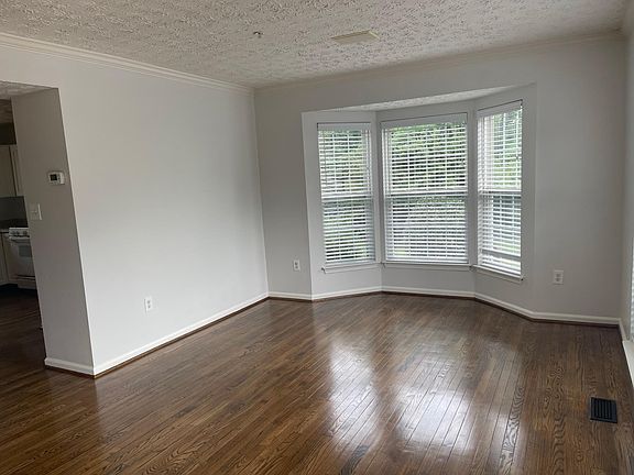 3rd image of 2857 Piscataway Run Dr