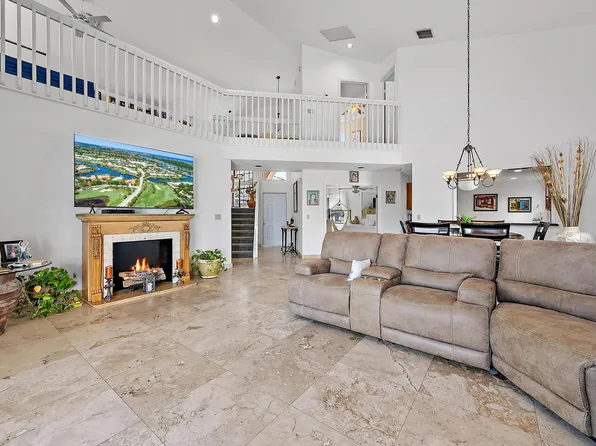 13210 Crisa Drive, Palm Beach Gardens, FL 33410