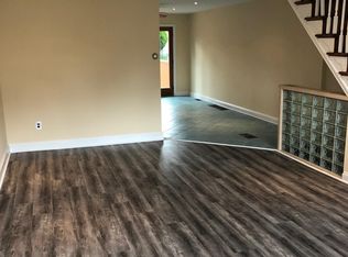 1131 Oakwood Dr, Glenolden, PA 19036