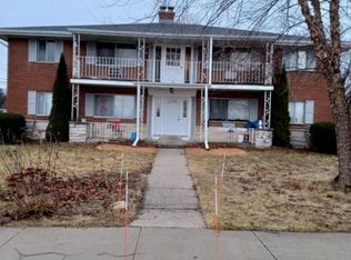 959 8th Ave APT 7, Grafton, WI 53024