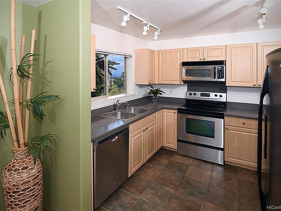 2nd image of 92-1141 Panana St APT 1408