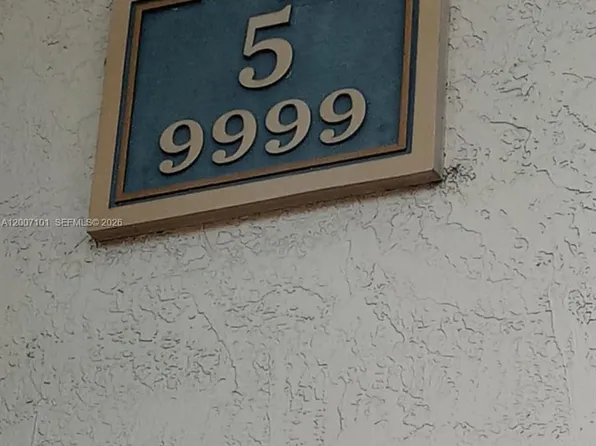 9999 Summerbreeze Dr, Fort Lauderdale, FL