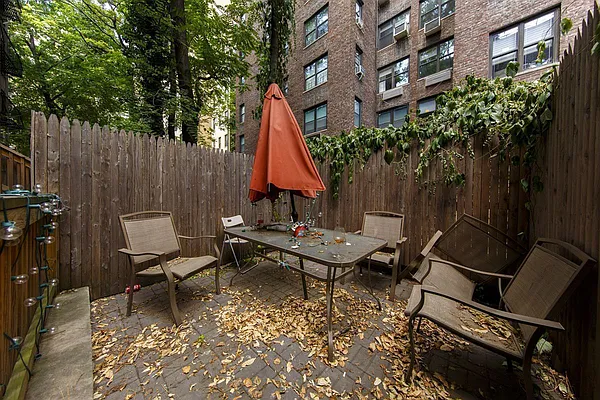 Rented by Voro New York | media 2