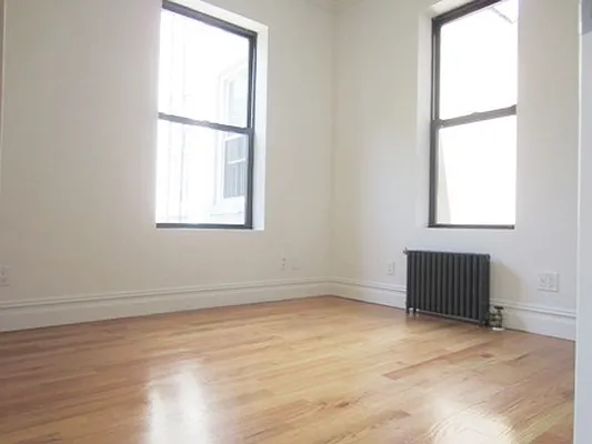 Rented by City Connections Realty | media 28