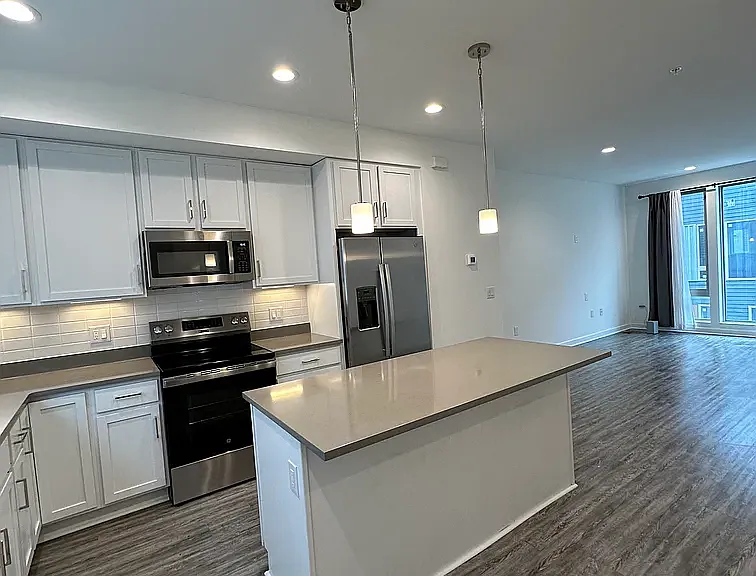 3014 Birchview Walk — Photo 1