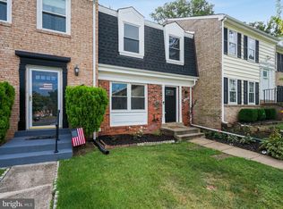 2003 Mayflower Dr, Woodbridge, VA 22192