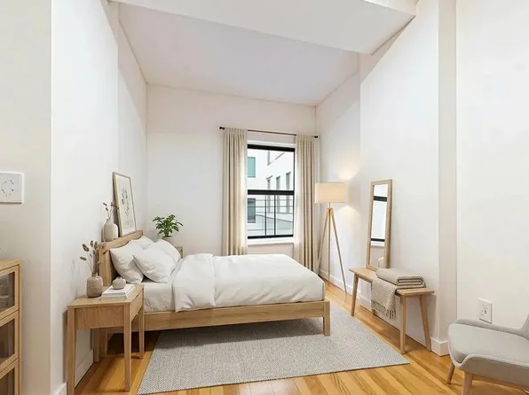 18 West 108th Street image 1 of 4