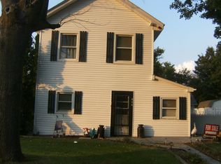 406 W Main St, Lizton, IN 46149