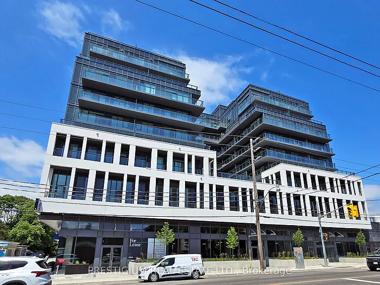 500 Dupont St #208 — Photo 32