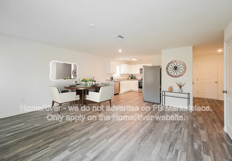 212 NW 1st St — Photo 4