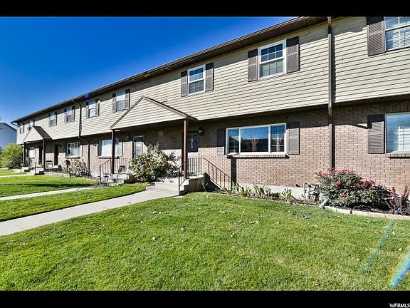 3rd image of 2770 S Centerbrook Dr