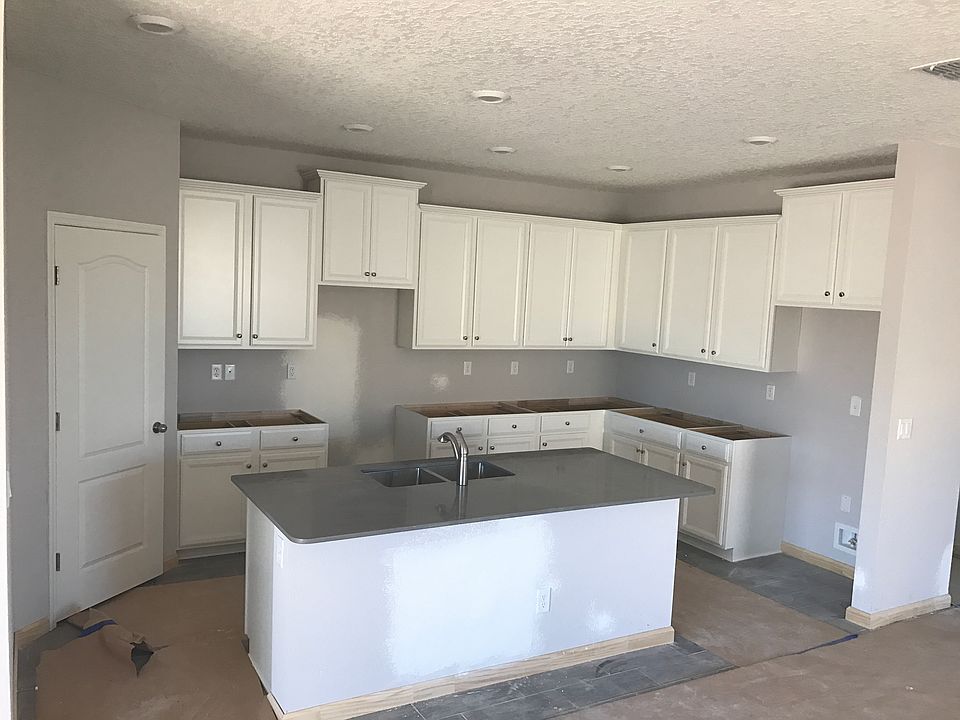 1st image of 1408 Kendall Dr