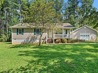 290 Pinewood Dr, Pamplin, VA 23958