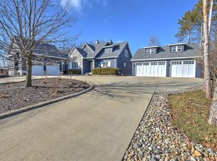 4620 E Glenwood Dr, Decatur, IL 62521