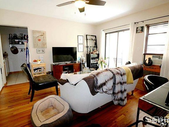 4th image of 255 W 75th St APT 6D