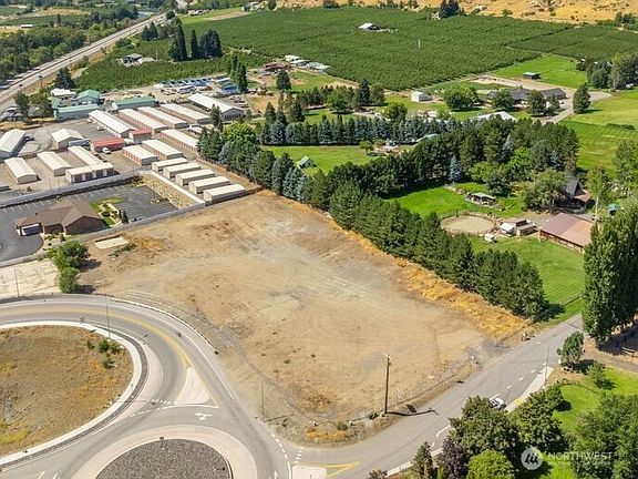 5th image of 5816 Sunburst Lane