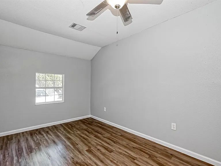 4118 Sunflower St — Photo 16