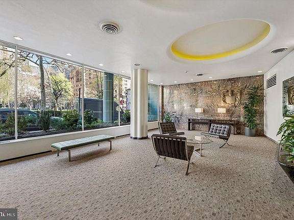 3rd image of 1810 Rittenhouse Sq APT 2007
