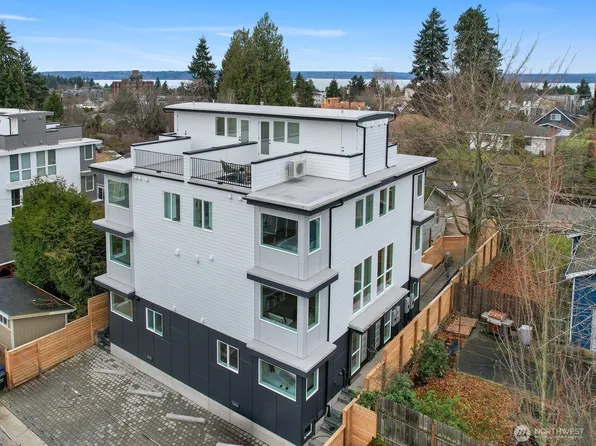6014 41st Avenue SW #B, Seattle, WA 98136