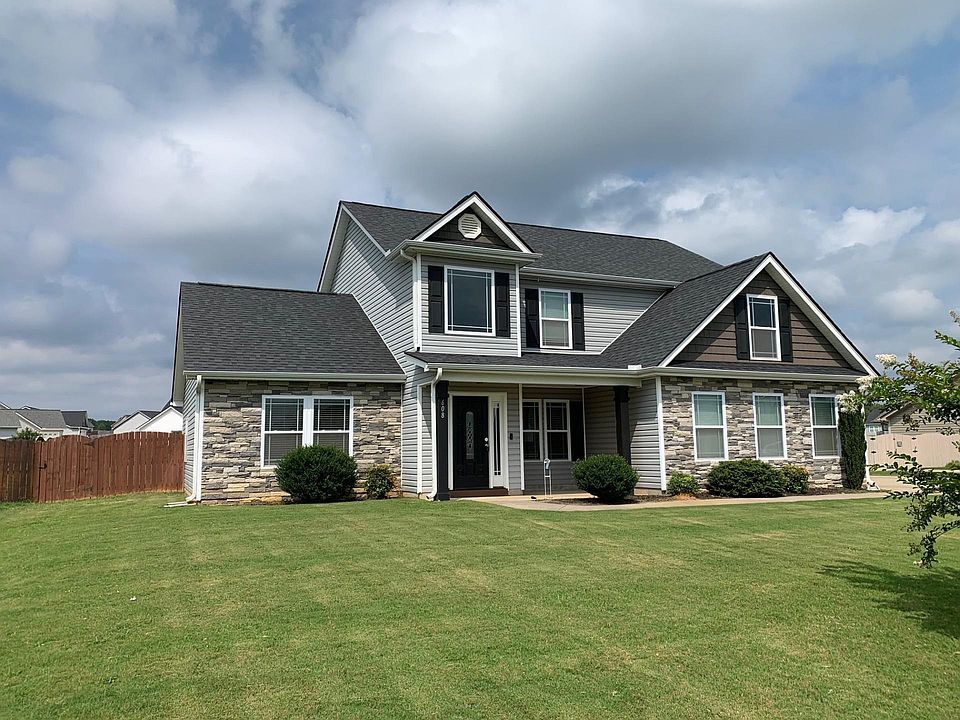1st image of 608 Berry Rd