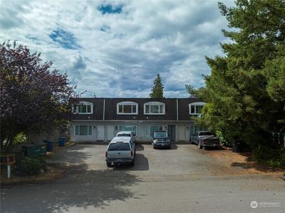 21831 30th Avenue S, Seattle, WA, 98198