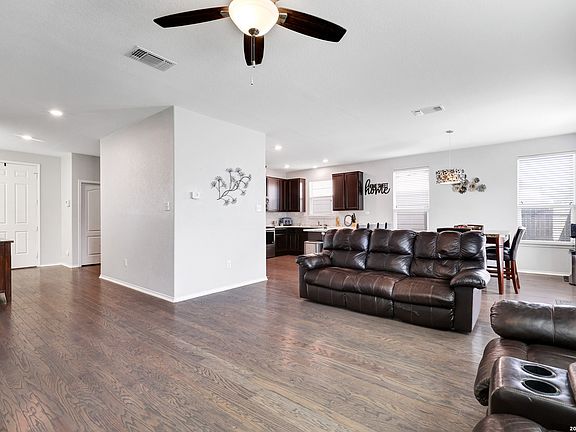 4th image of 9630 PLEASANTON PL
