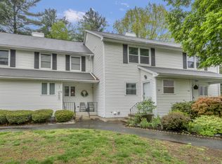 54 Oldefield Farms #54, Enfield, CT 06082