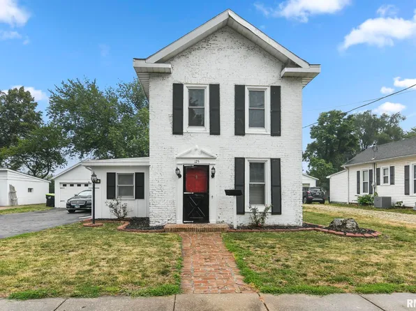 125 Richards St, Jacksonville, IL 62650