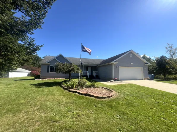14021 Pardee Rd, Buchanan, MI 49107