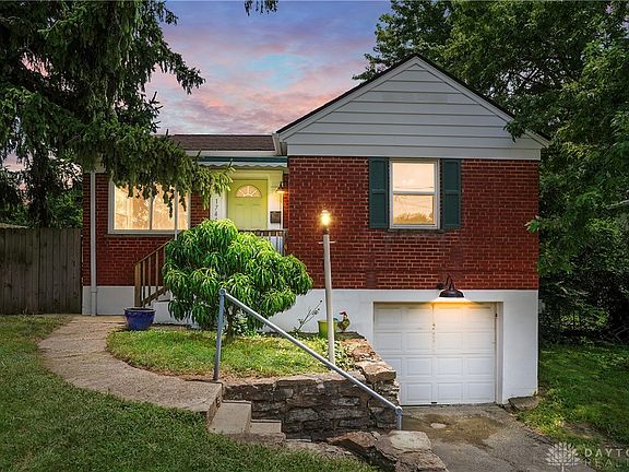 2nd image of 1744 Gellenbeck St