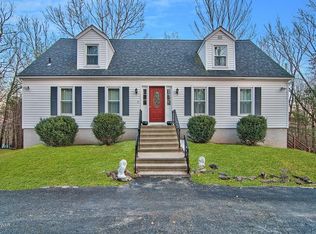 116 Walnut St, Dingmans Ferry, PA