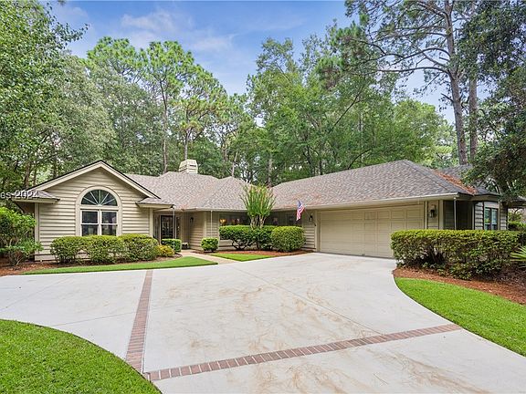 2nd image of 5 Sagebush Lane
