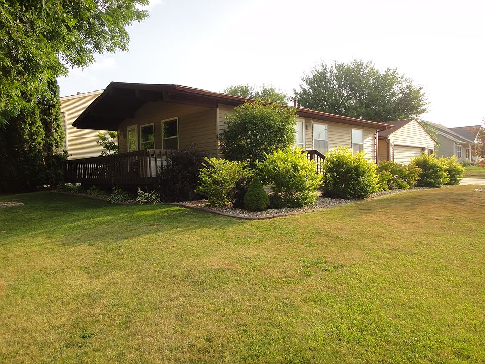 1320 Emerald Dr.