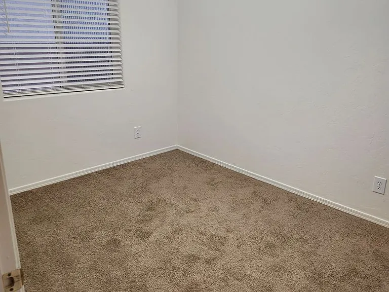 526 S Clubhouse Ln — Photo 24