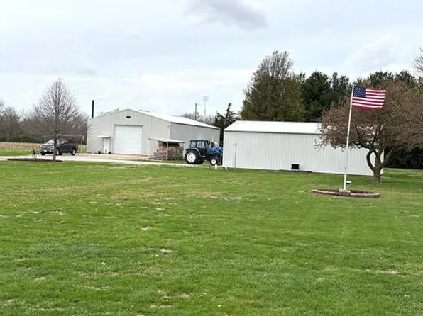 818 W Green St, Centralia, IL 62801