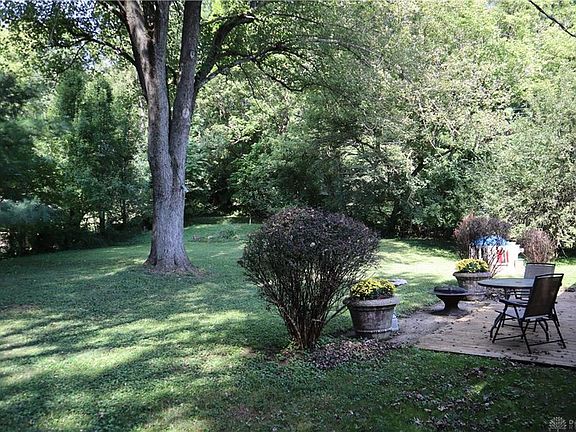 3rd image of 144 Belair Cir