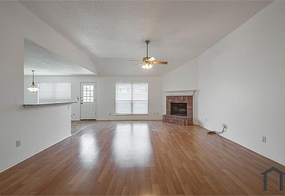 4th image of 335 McMurtry Dr