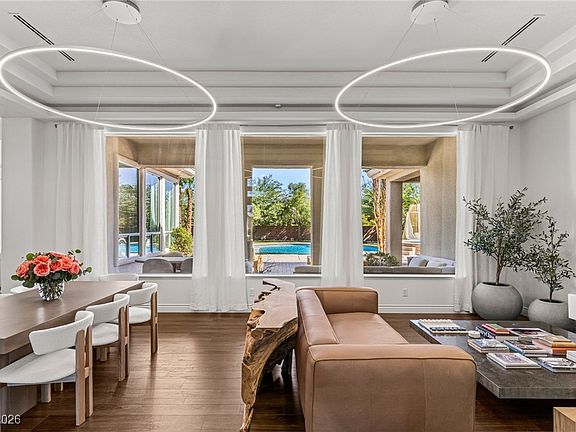 3rd image of 7304 Buttons Ridge Dr