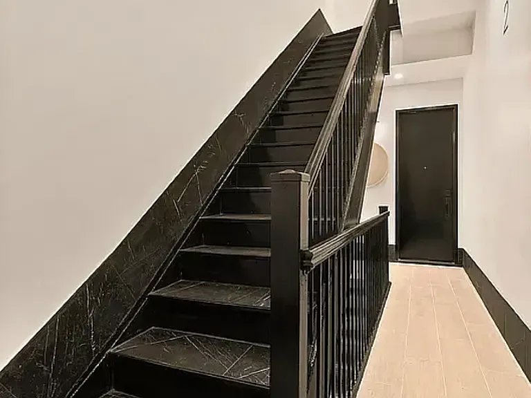 355 E 50th St #5F — Photo 2